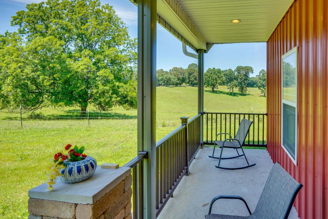 Photo of Patio Balcony in Grand Rivers