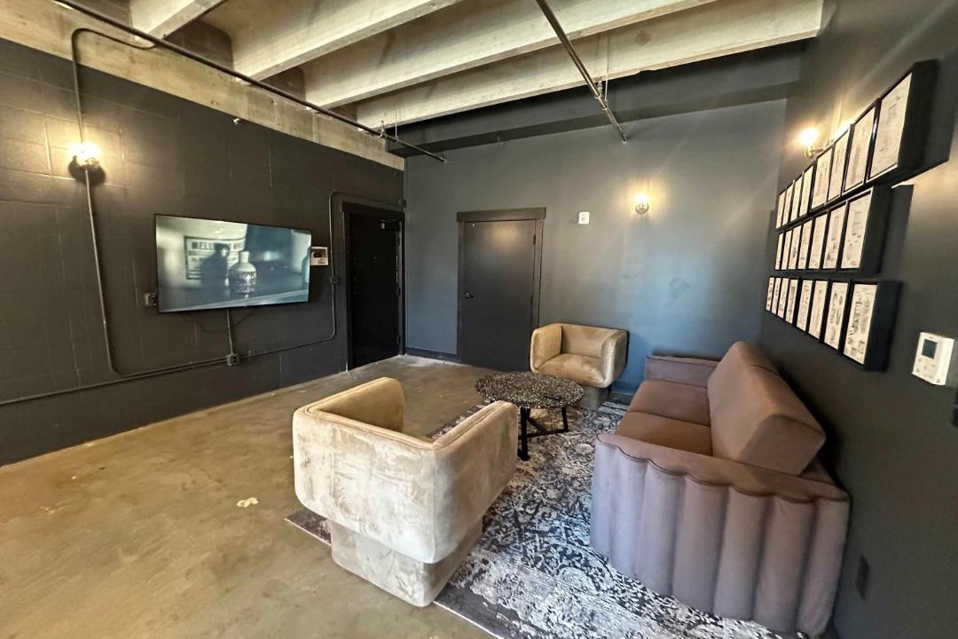 Photo of Livingroom in Downtown Louisville