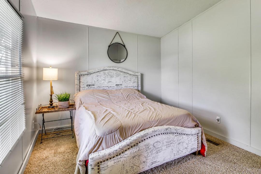 Photo of Bedroom in Burnsville
