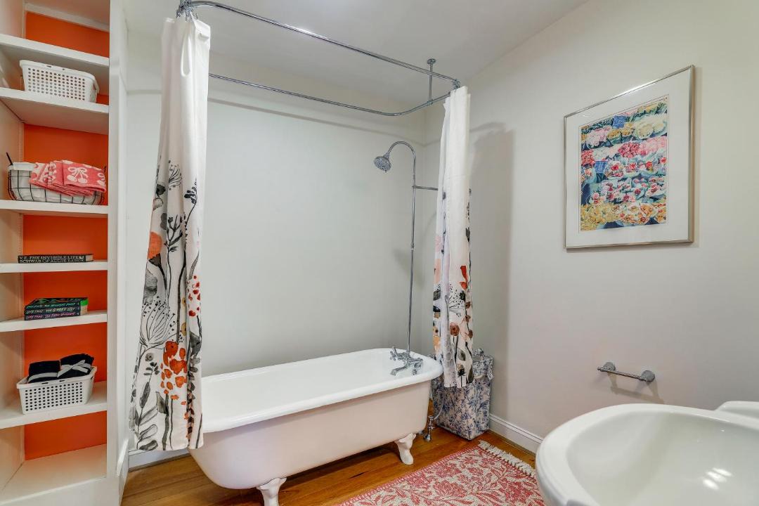 Photo of Bathroom in New Bern