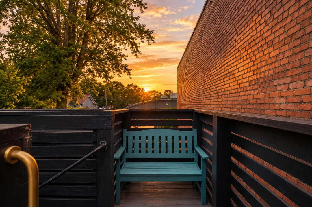 Photo of Patio Balcony in La Grange