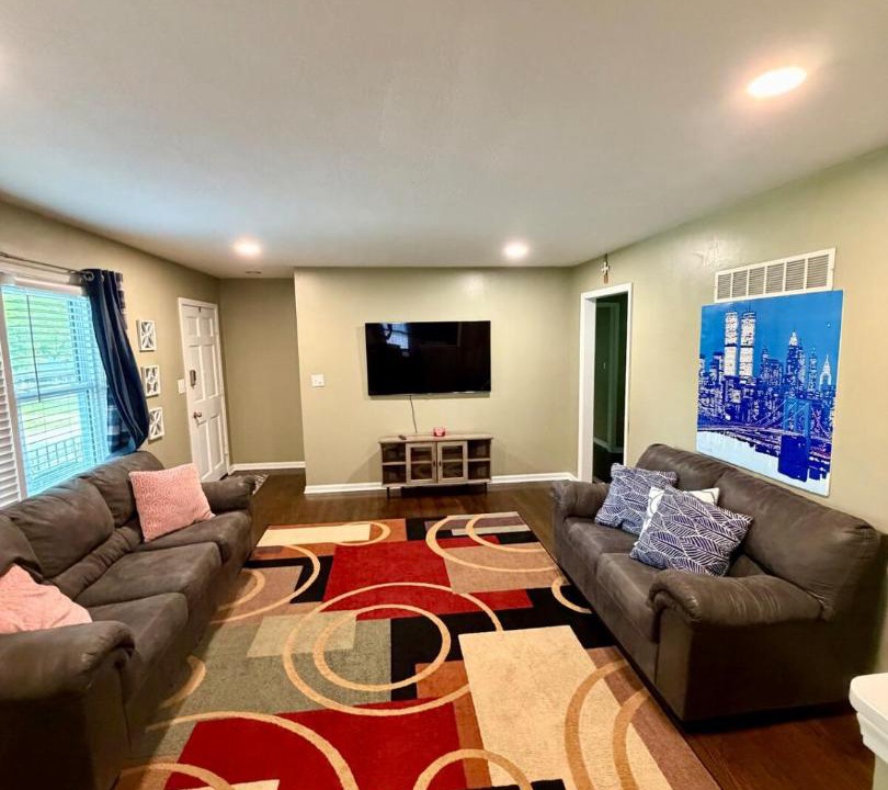 Photo of Livingroom in Raytown