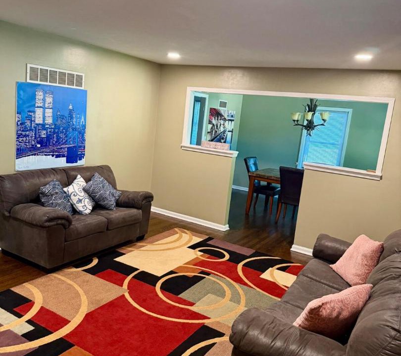 Photo of Livingroom in Raytown