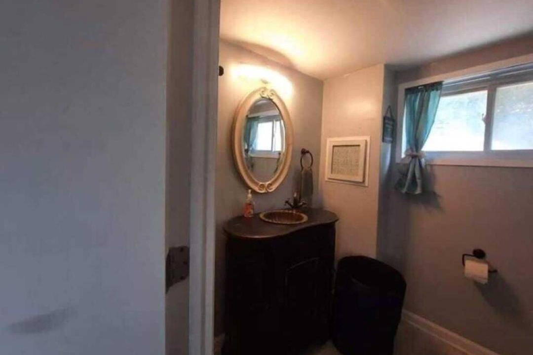 Photo of Bathroom in Muscle Shoals