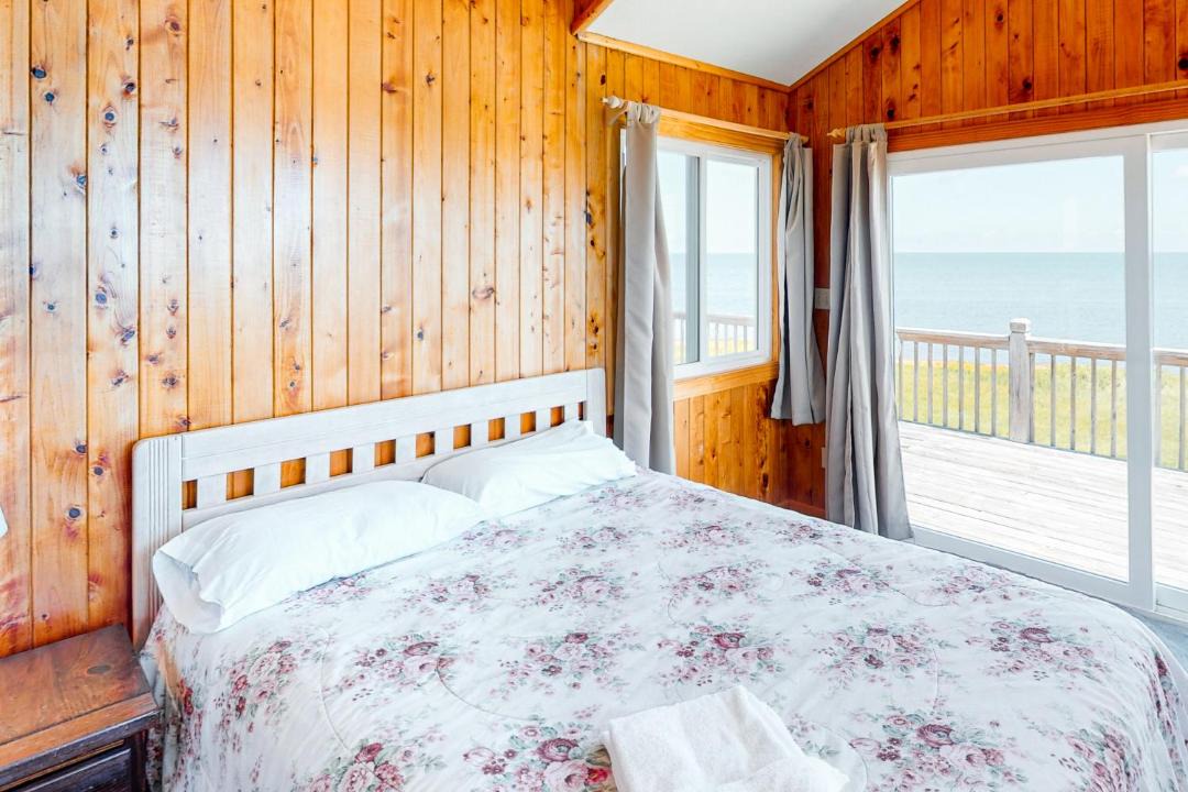 Photo of Bedroom in Brigands' Bay