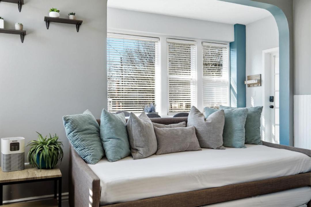 Photo of Bedroom in Beechmont