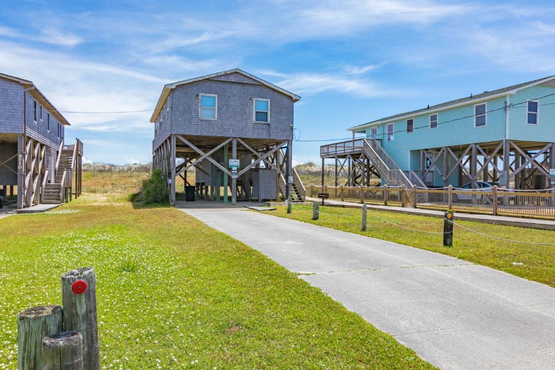 Photo of Buildings in Hatteras