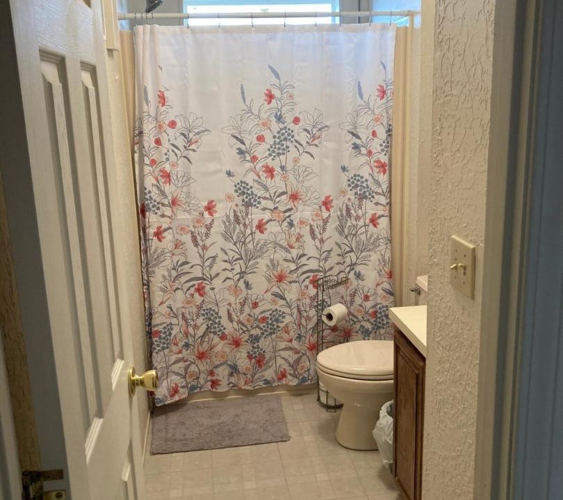 Photo of Bathroom in Wa Keeney