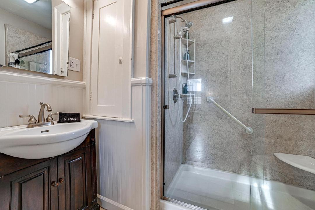 Photo of Bathroom in Paducah