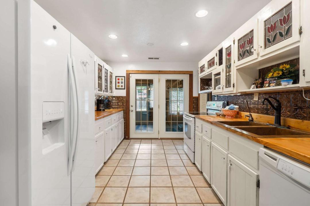 Photo of Kitchen in Kirbyville