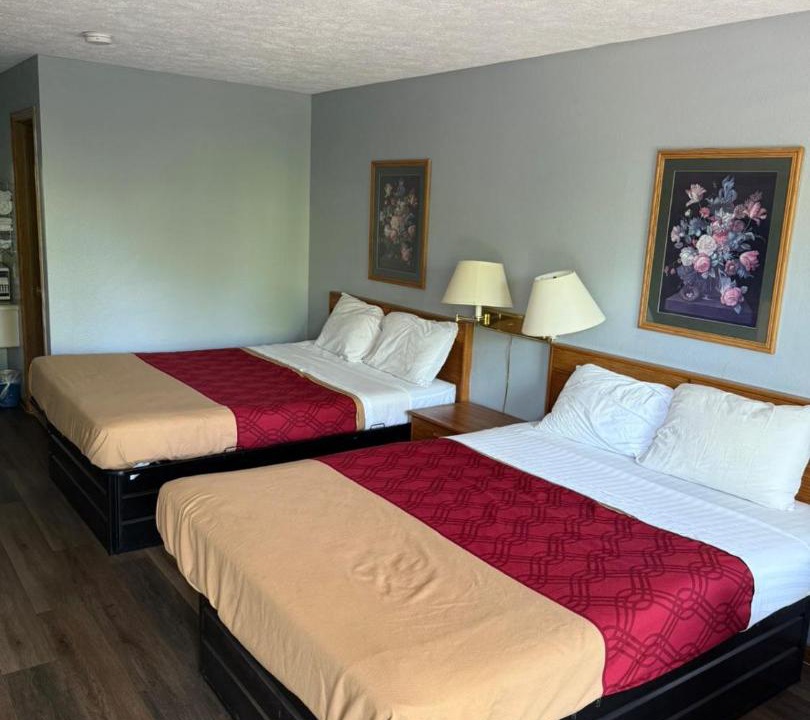 Photo of Bedroom in Branson West