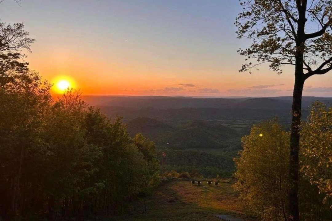 Photo of Others in Lookout Mountain
