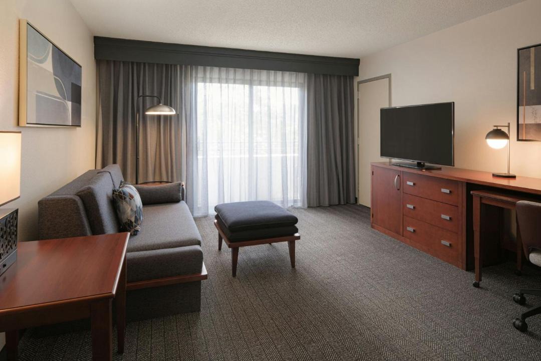 Photo of Others in Buechel