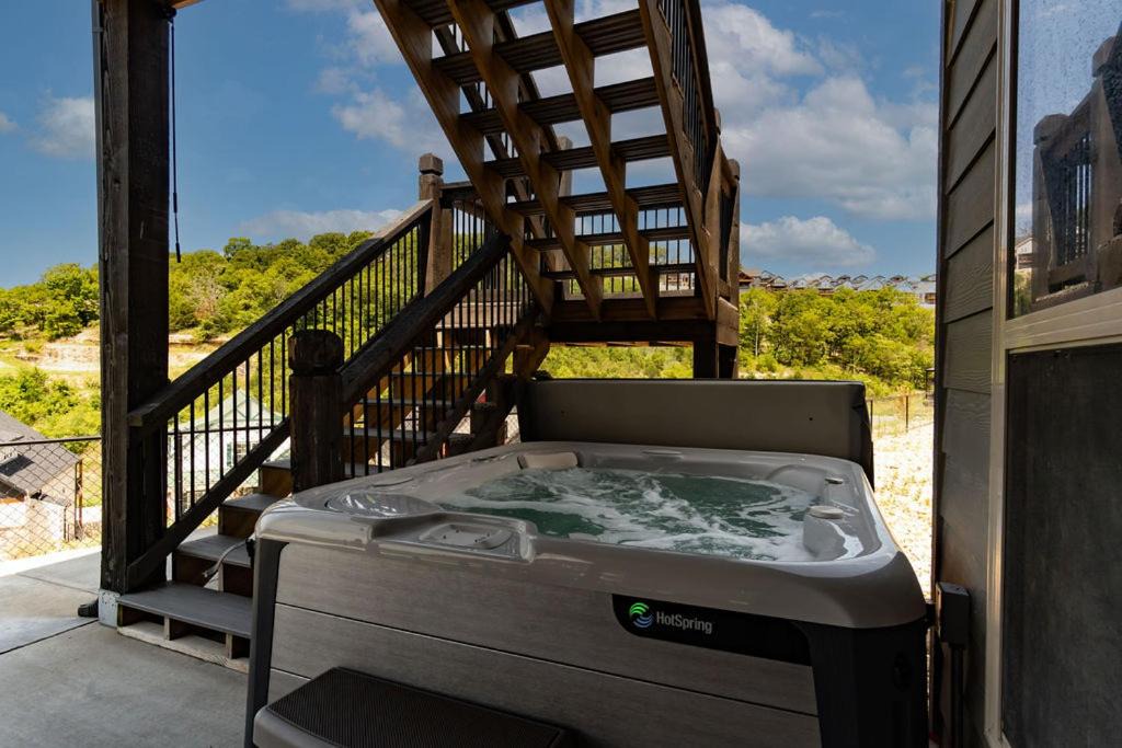 Photo of Patio Balcony in Table Rock