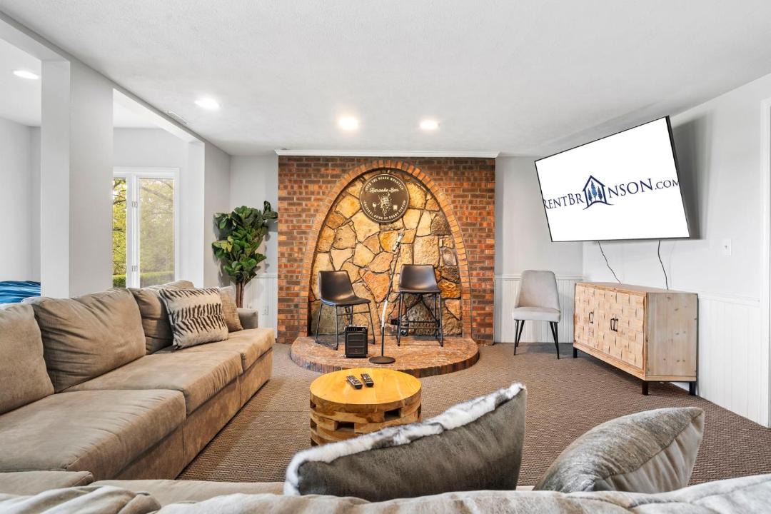 Photo of Livingroom in Table Rock