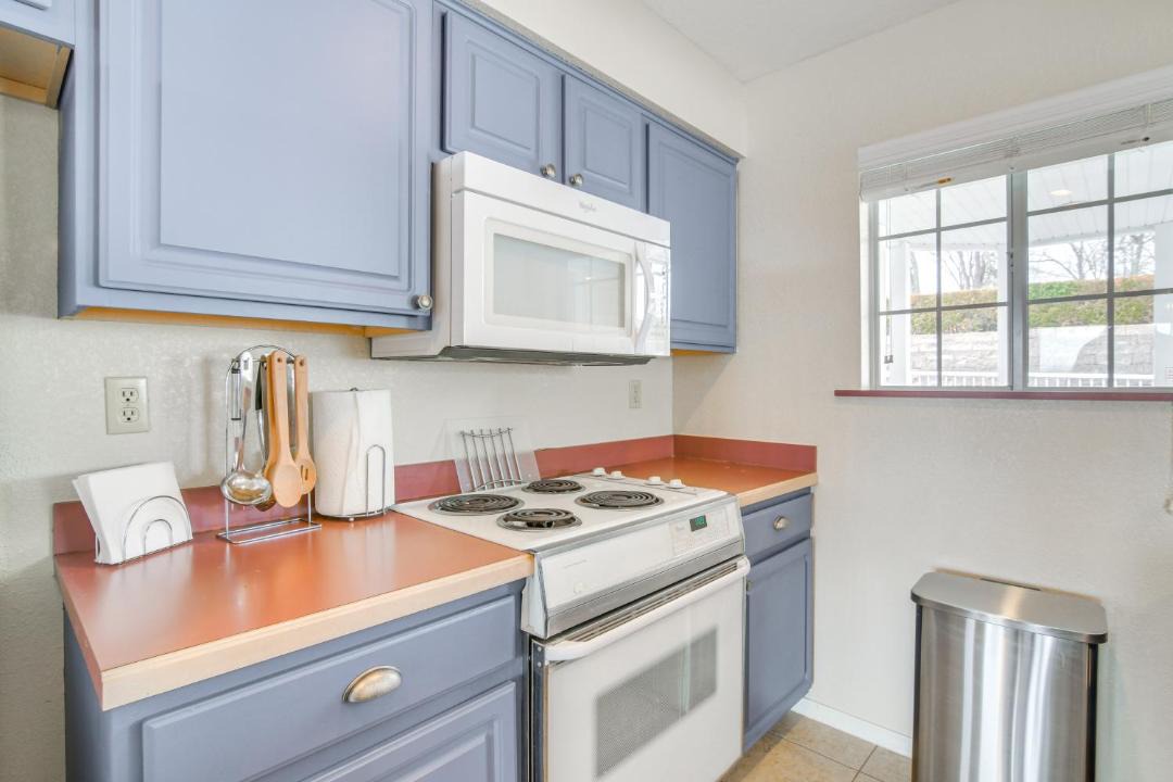 Photo of Kitchen in Kimberling City