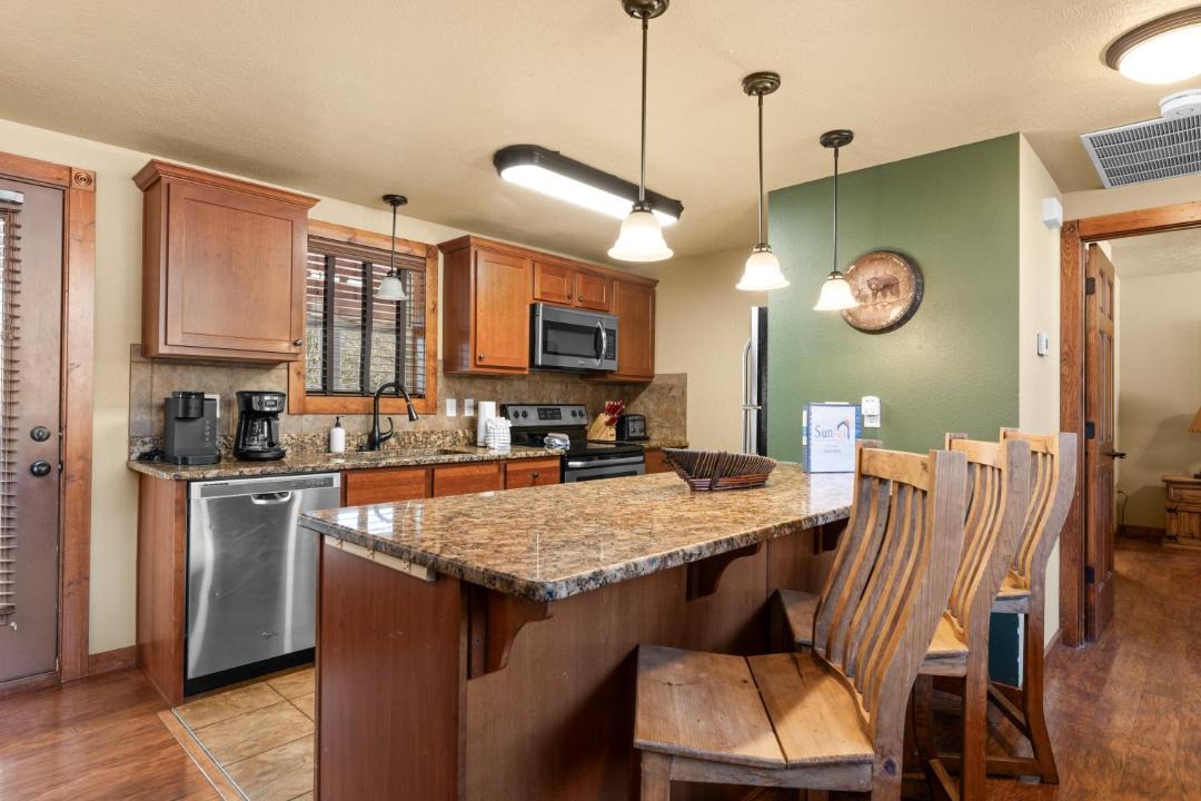 Photo of Kitchen in Reeds Spring