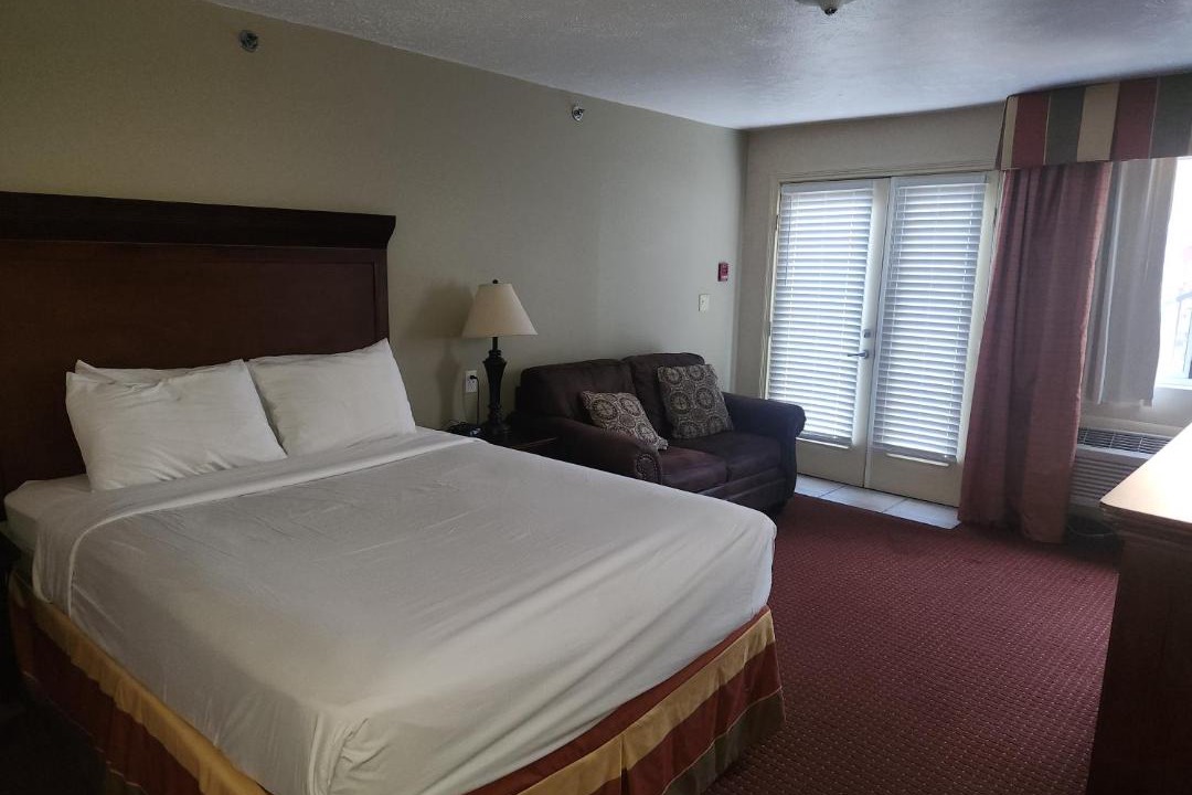 Photo of Bedroom in Branson Theater District