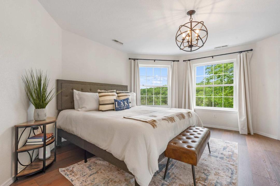 Photo of Bedroom in Kimberling City