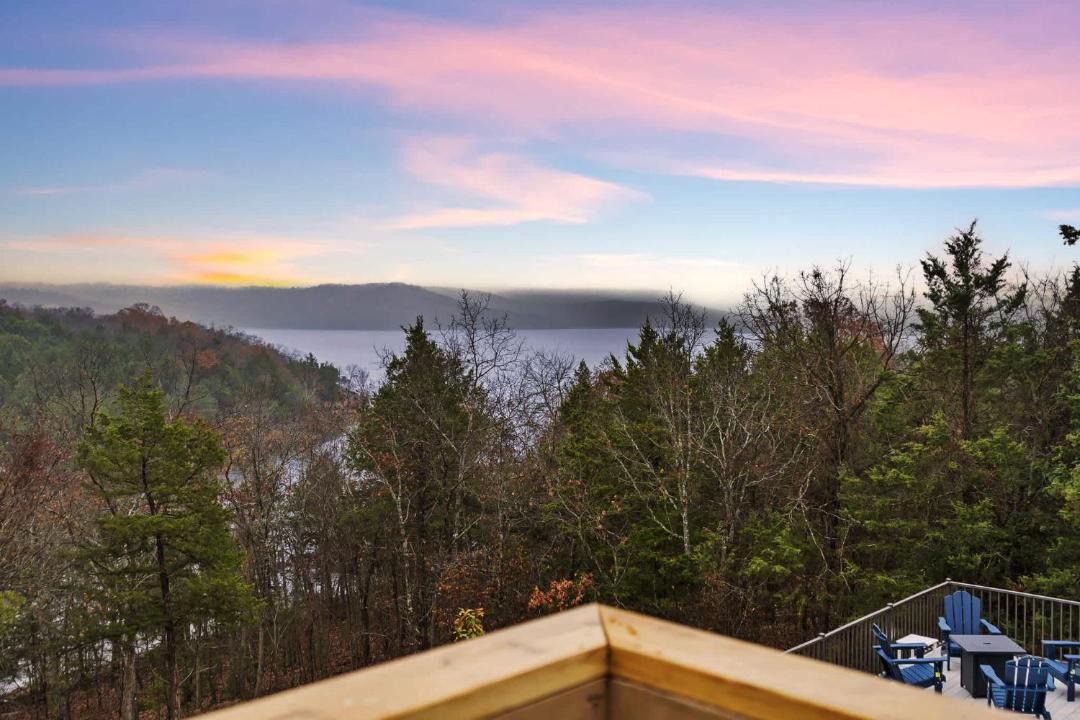Photo of Patio Balcony in Branson West
