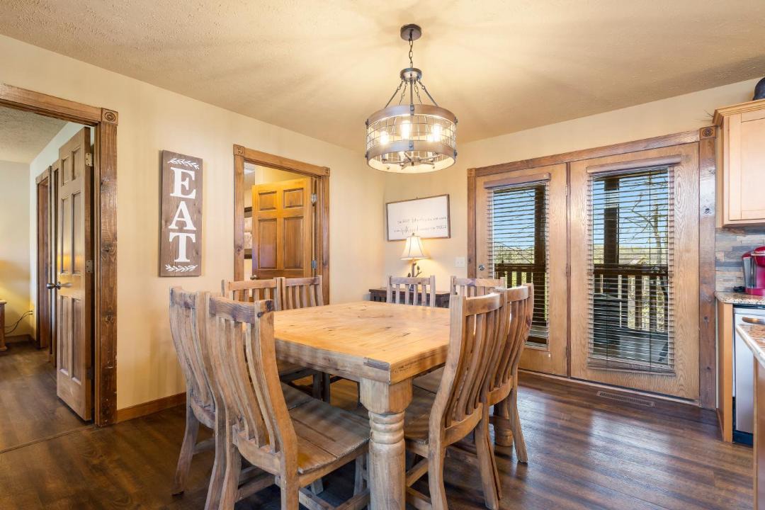Photo of Kitchen in Reeds Spring