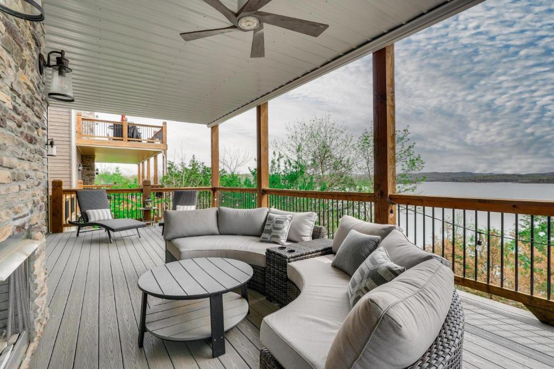 Photo of Patio Balcony in Lampe