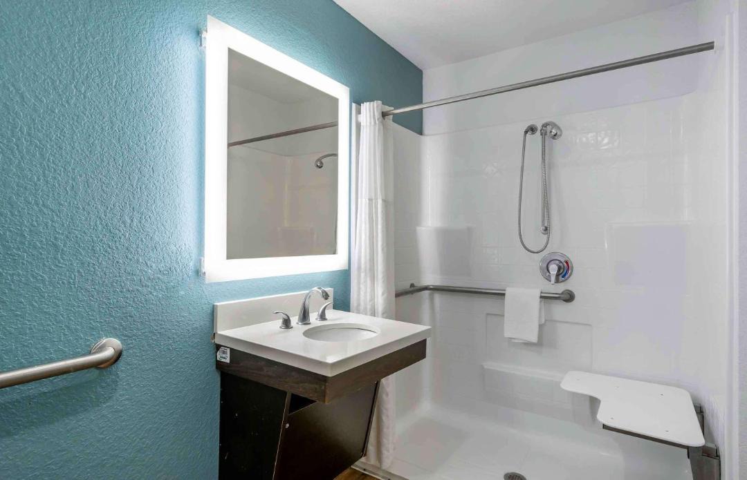 Photo of Bathroom in Fairdale