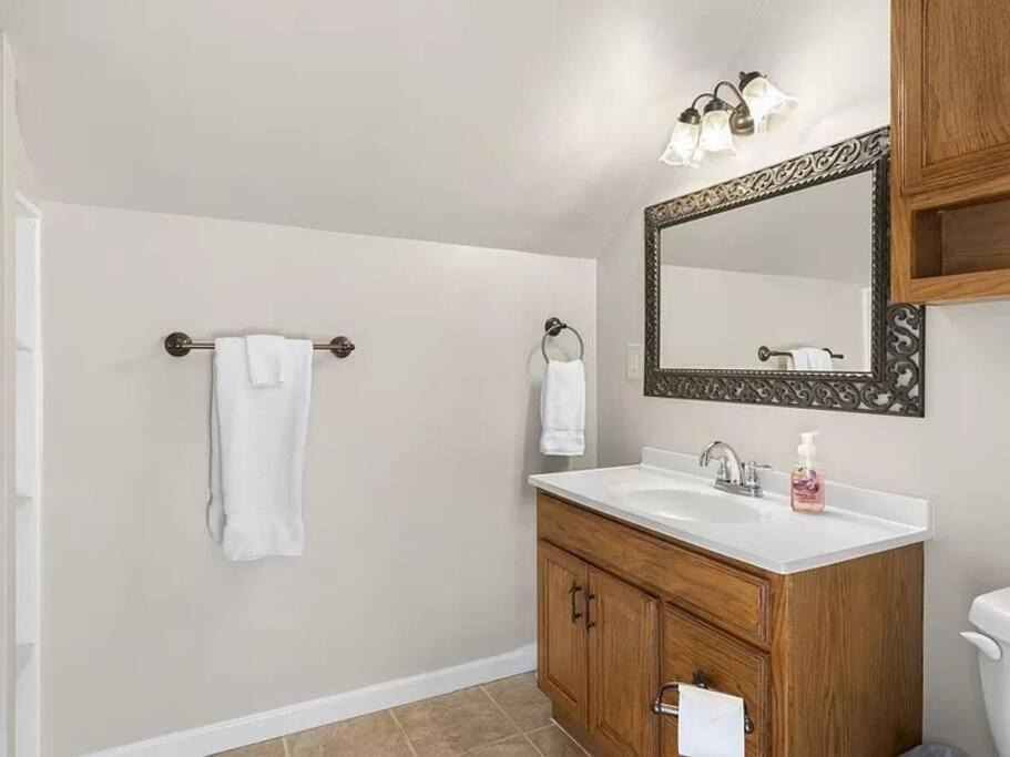 Photo of Bathroom in Kimberling City