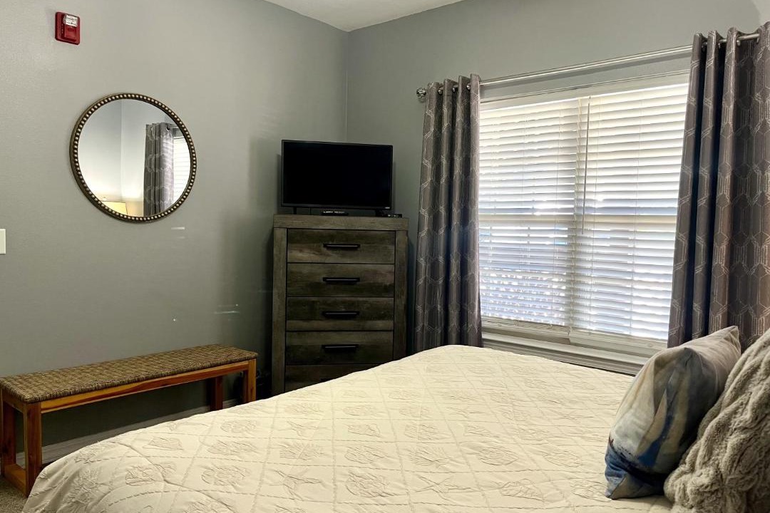 Photo of Bedroom in Hollister