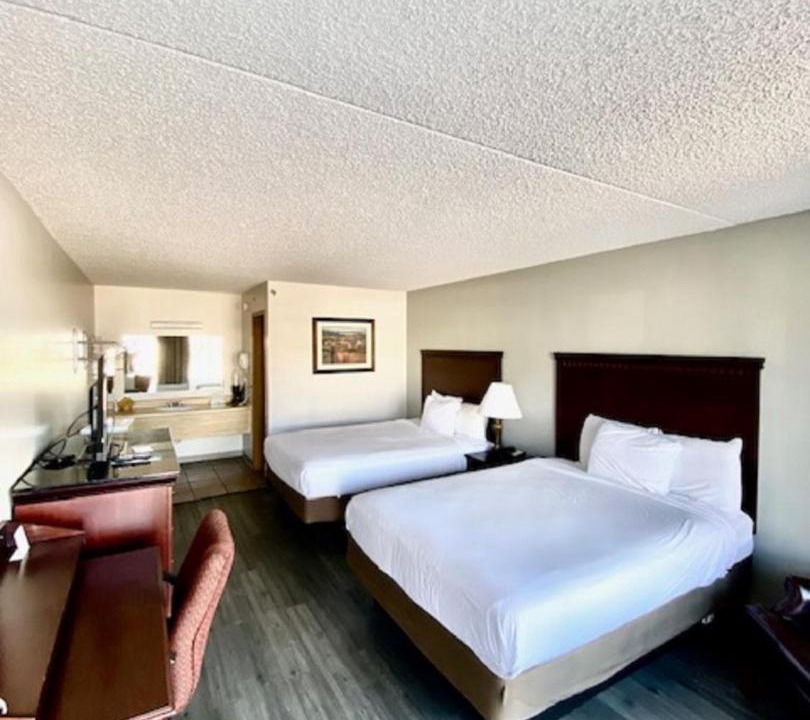 Photo of Bedroom in Branson Theater District