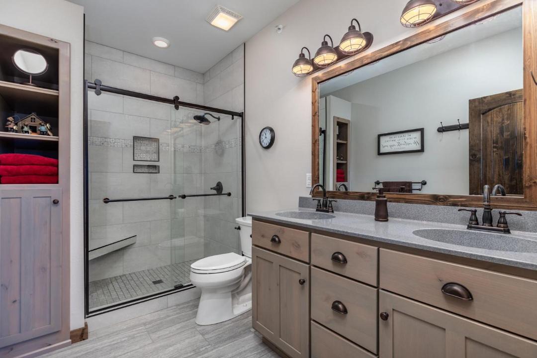 Photo of Bathroom in Indian Point