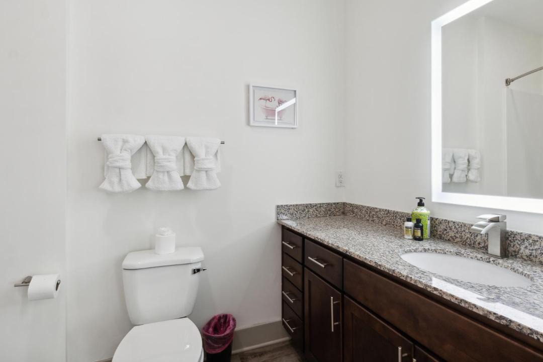 Photo of Bathroom in Farragut