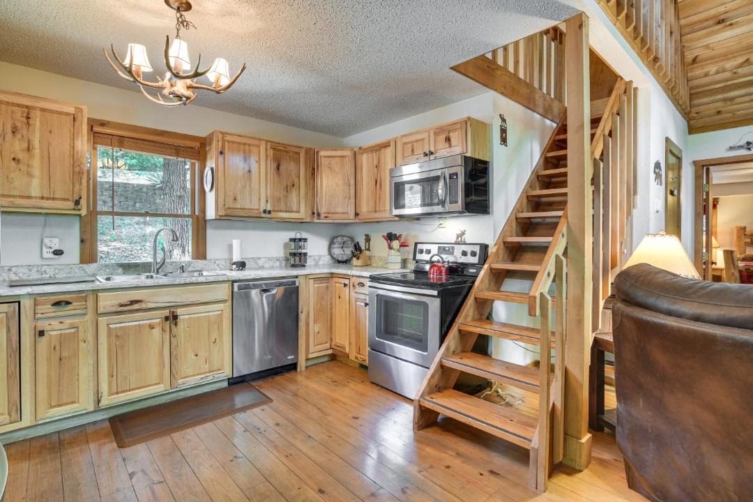 Photo of Kitchen in Kimberling City