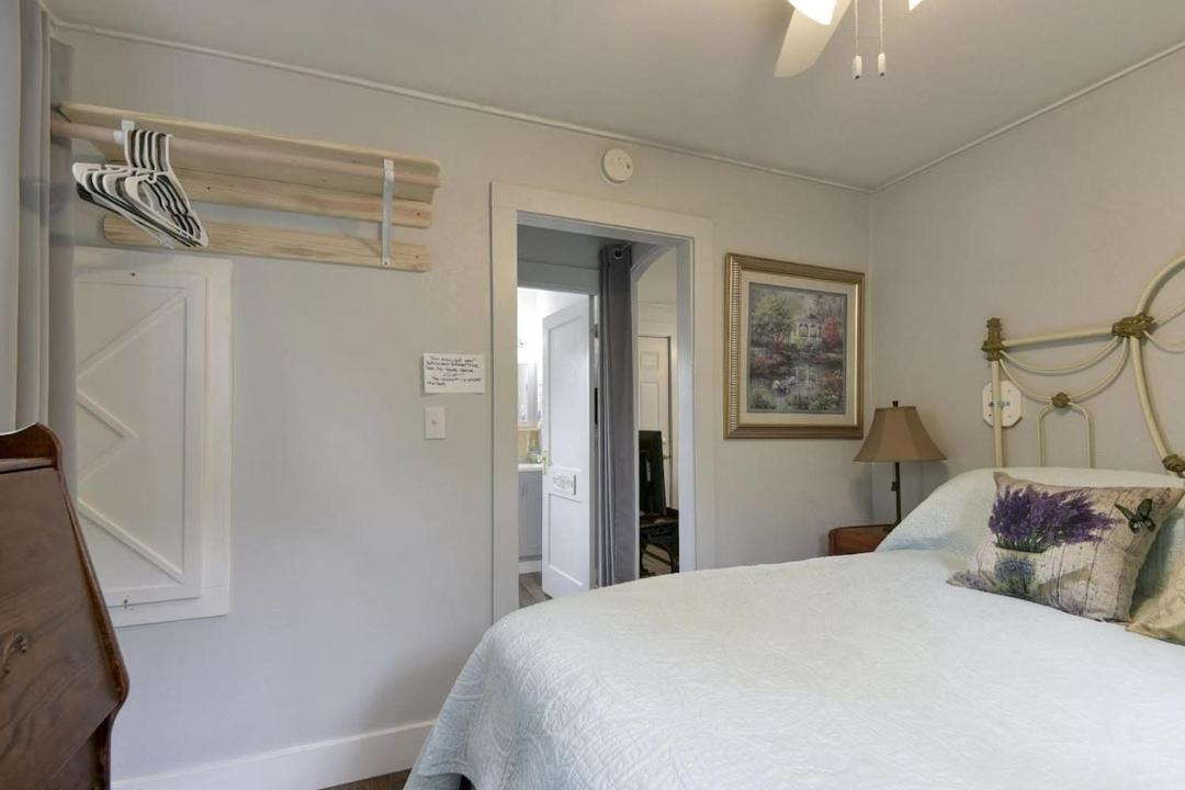 Photo of Bedroom in Rockaway Beach