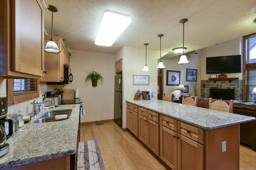 Photo of Kitchen in Reeds Spring