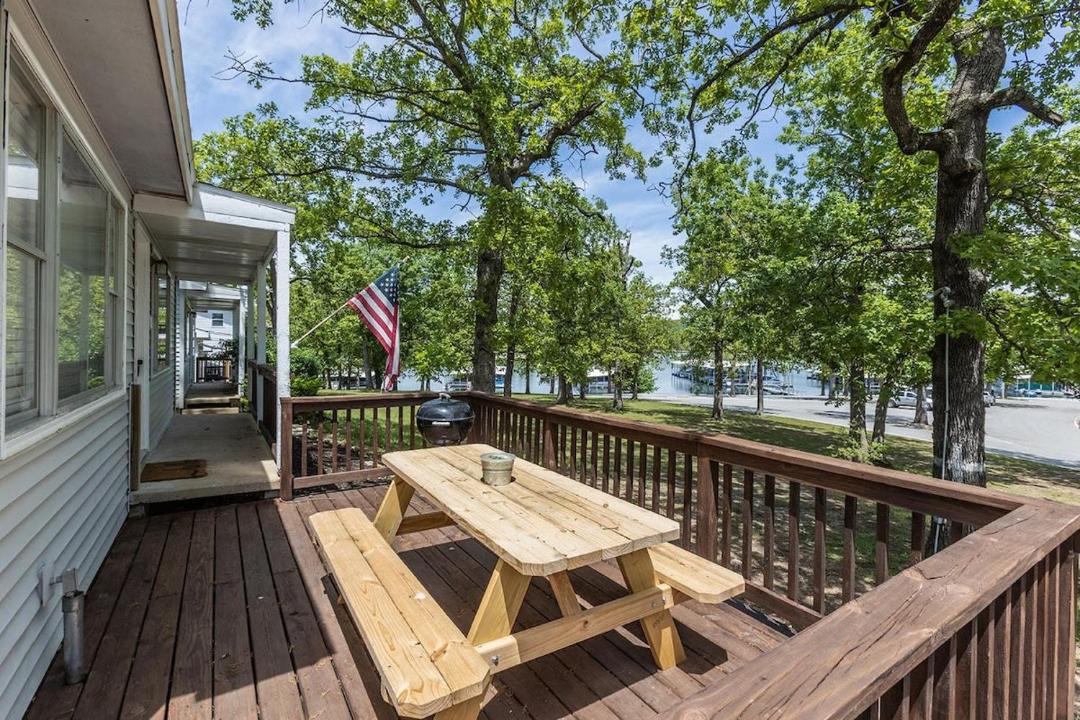 Photo of Patio Balcony in Kimberling City
