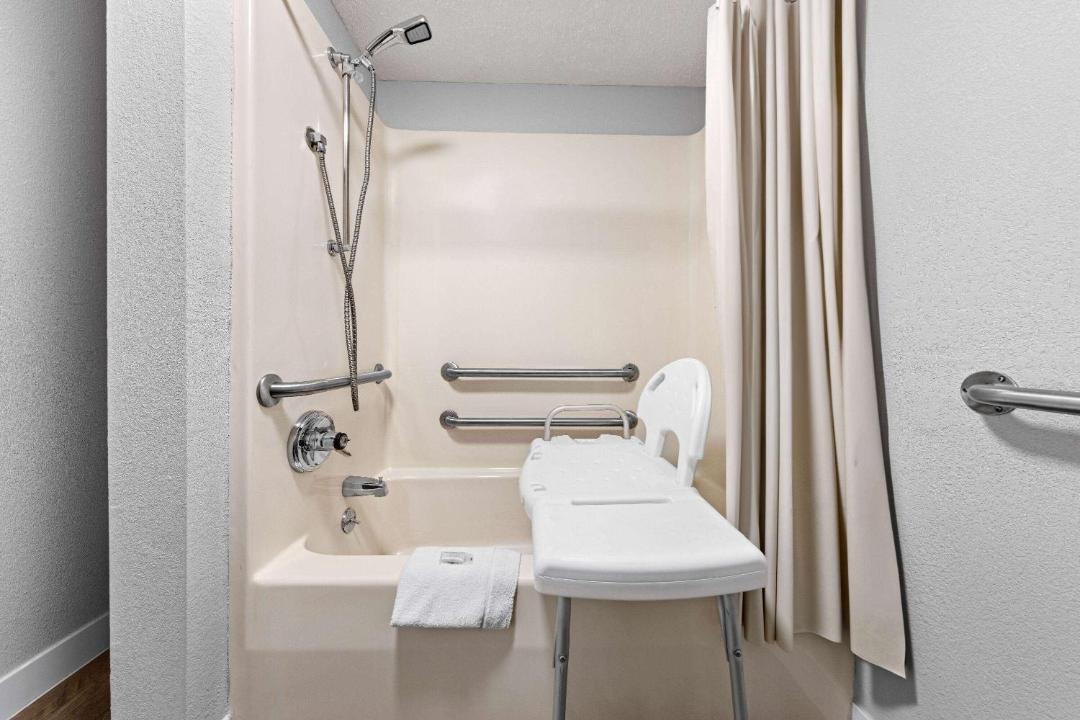 Photo of Bathroom in Branson Theater District