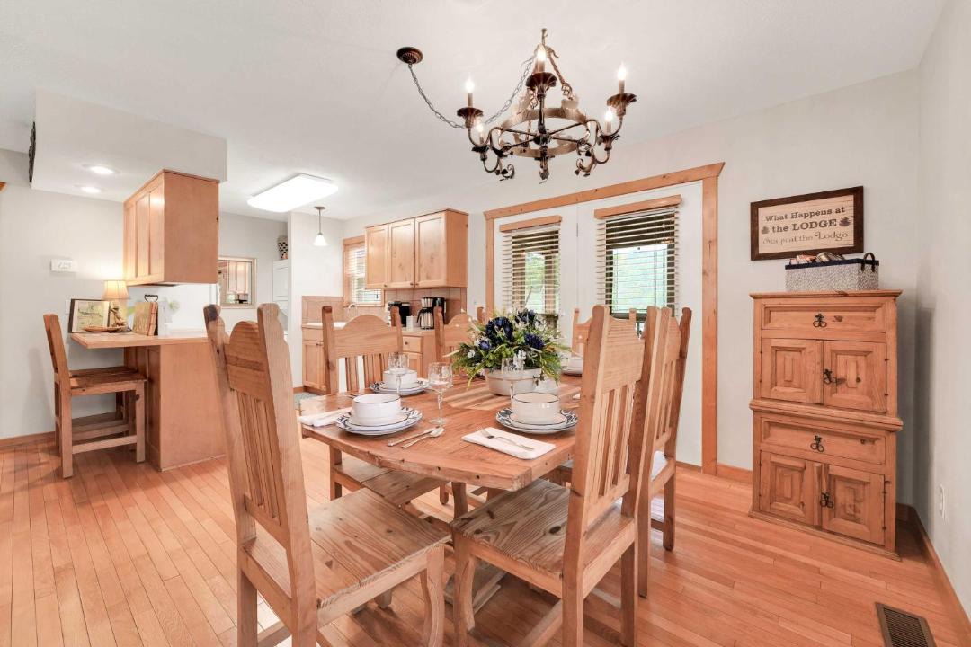 Photo of Kitchen in Reeds Spring