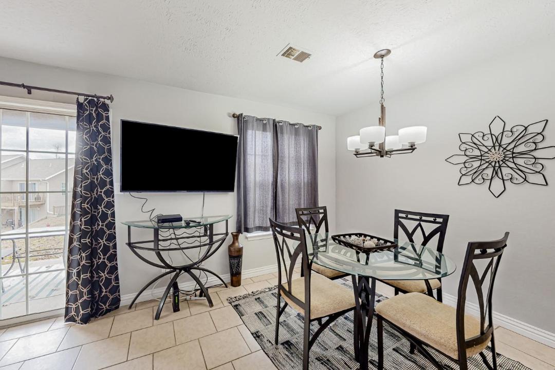 Photo of Livingroom in Table Rock