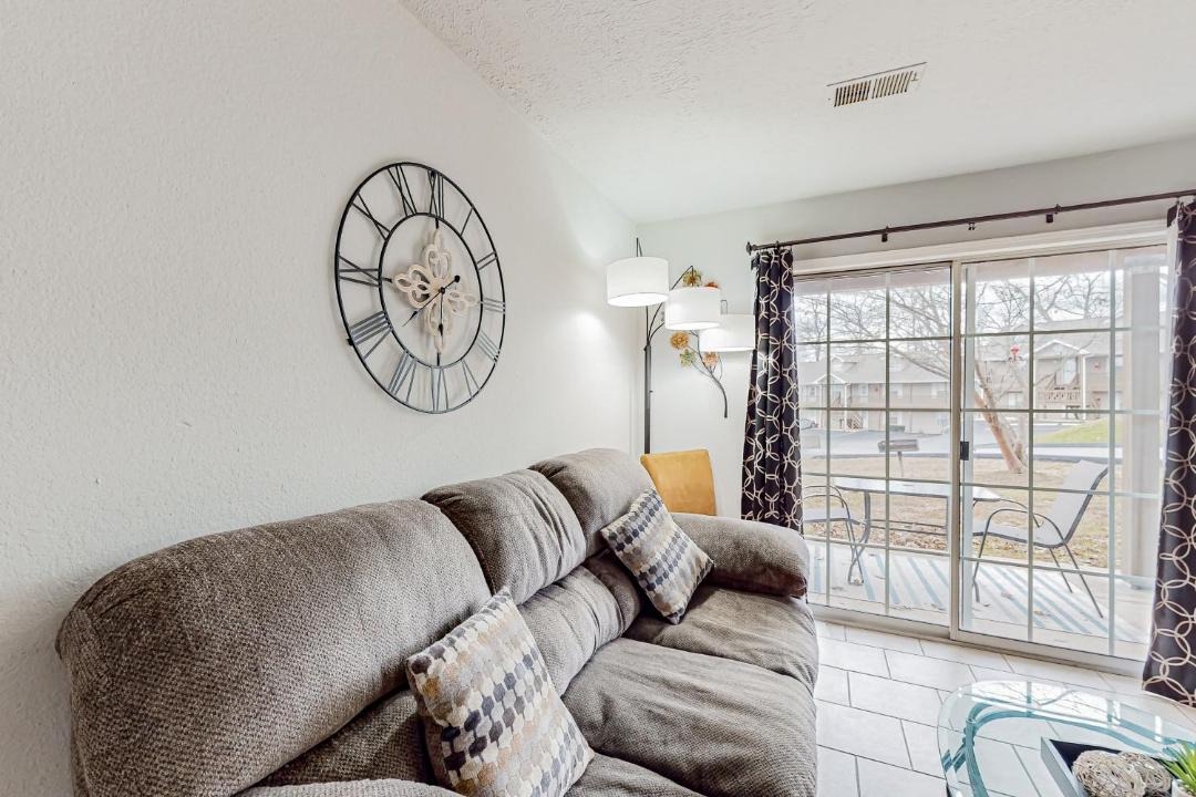 Photo of Livingroom in Table Rock