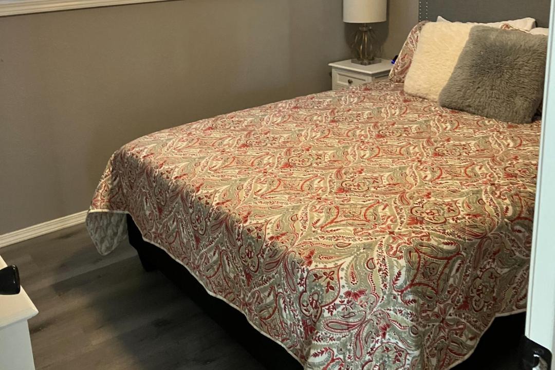 Photo of Bedroom in Kimberling City