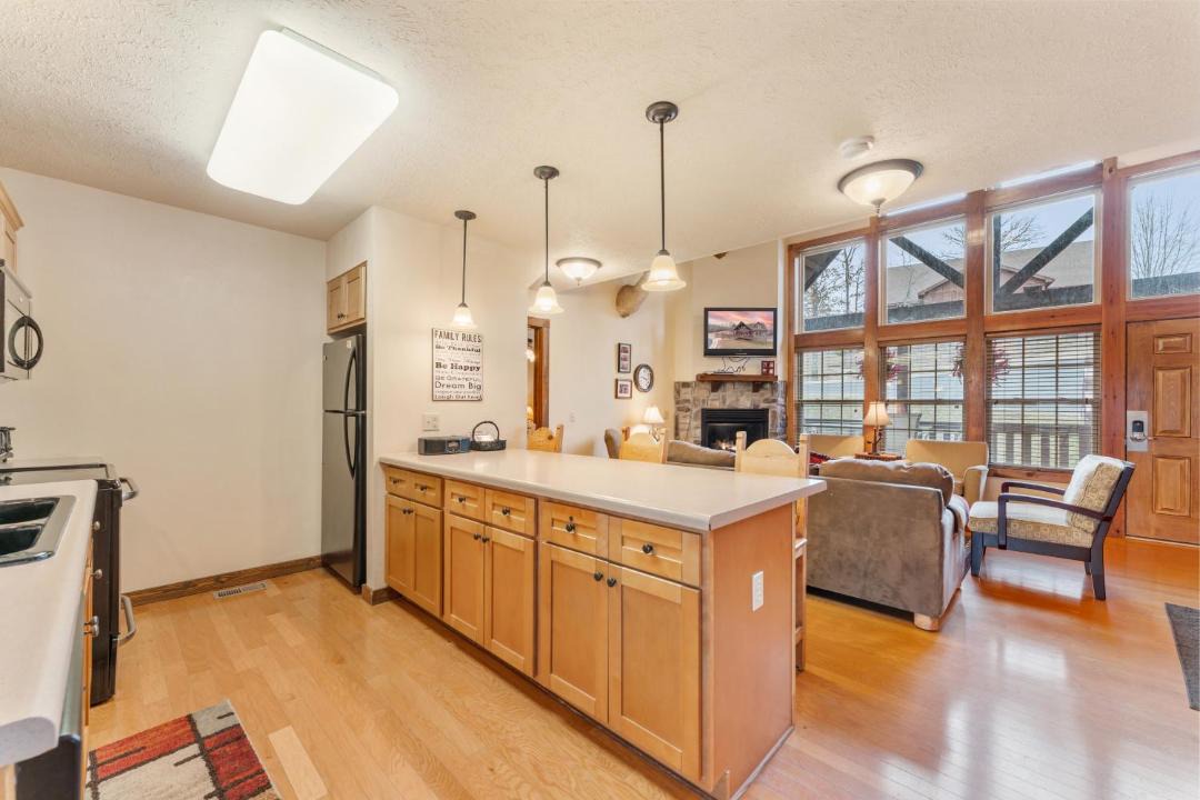 Photo of Kitchen in Reeds Spring