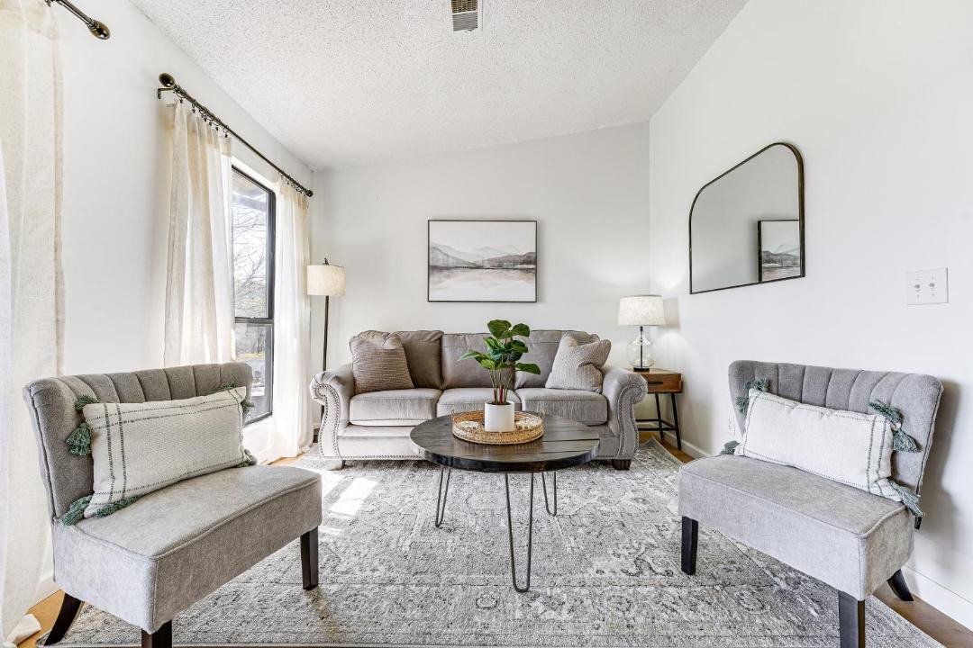 Photo of Livingroom in Table Rock