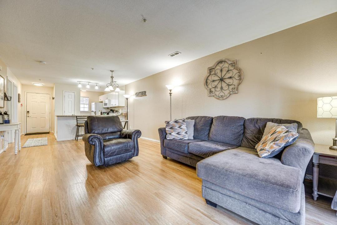 Photo of Livingroom in Table Rock