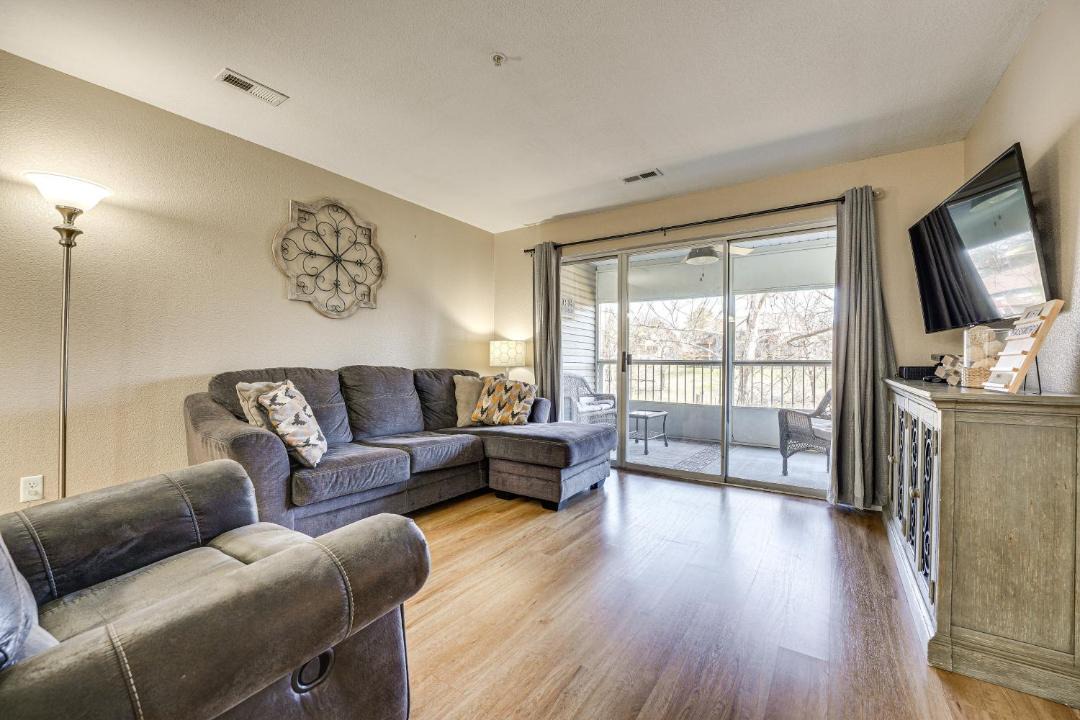 Photo of Livingroom in Table Rock