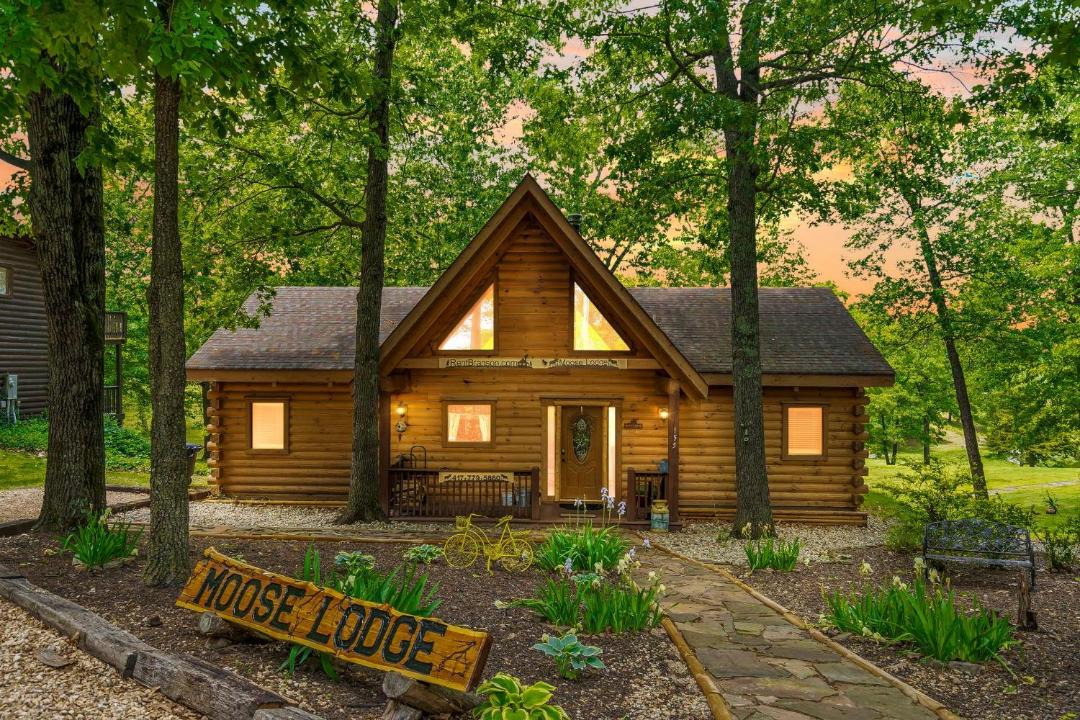 Photo of Buildings in Branson Cedars