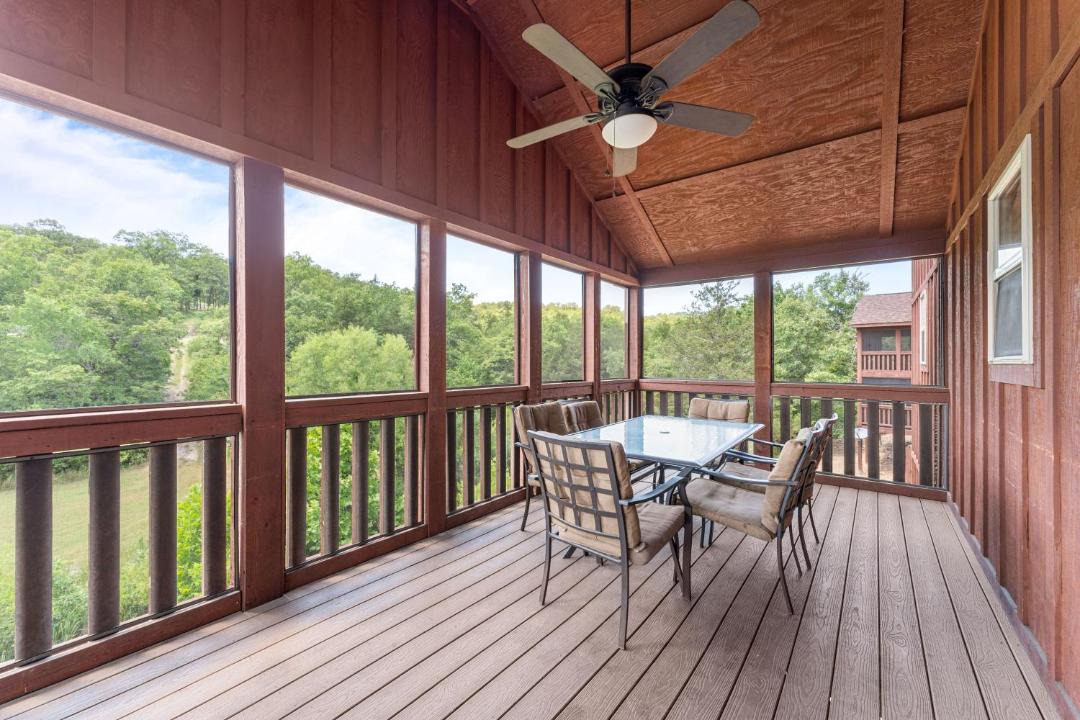 Photo of Patio Balcony in Reeds Spring