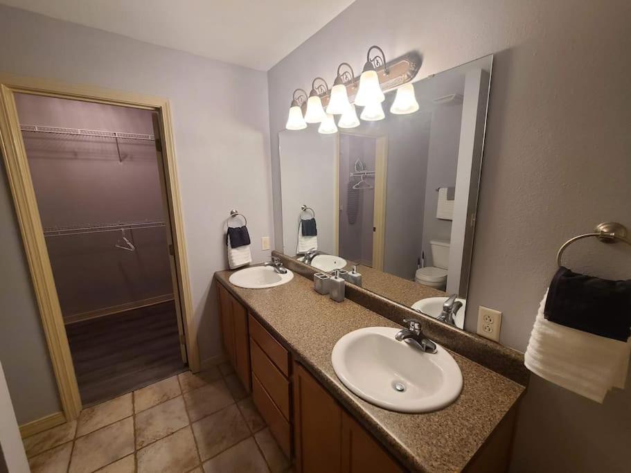 Photo of Bathroom in Branson Theater District