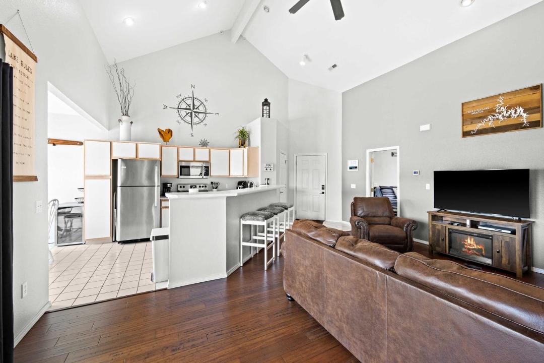 Photo of Livingroom in Kimberling City