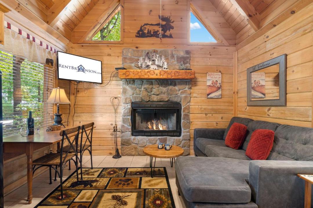 Photo of Others in Branson Cedars